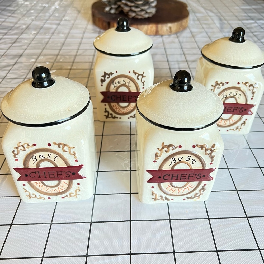 Vintage home interiors spice jars